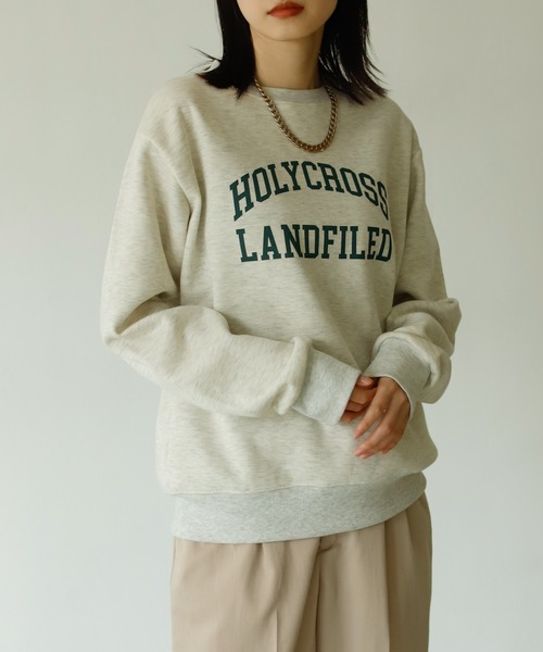 Birthday room（バースデイルーム）の「裏起毛カレッジロゴトレーナー（スウェット・レディース・チャコールグレー/ナチュラル/グリーン/ネイビー・FREE）」の6枚目の写真