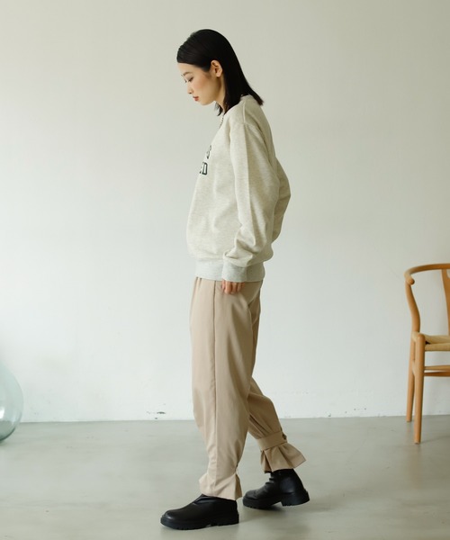 Birthday room（バースデイルーム）の「裏起毛カレッジロゴトレーナー（スウェット・レディース・チャコールグレー/ナチュラル/グリーン/ネイビー・FREE）」の19枚目の写真