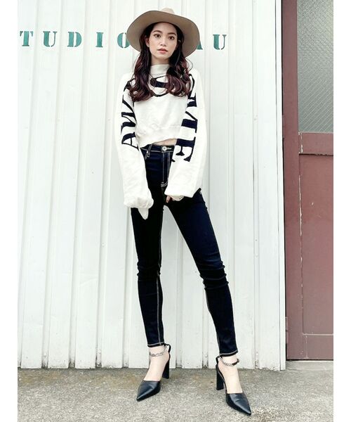 GYDA(ジェイダ)の「AWESOME ボトルネックショートニットTOPS(ニット/セーター・レディース・ブラック/ベージュ/オフホワイト・FREE)」の19枚目の写真