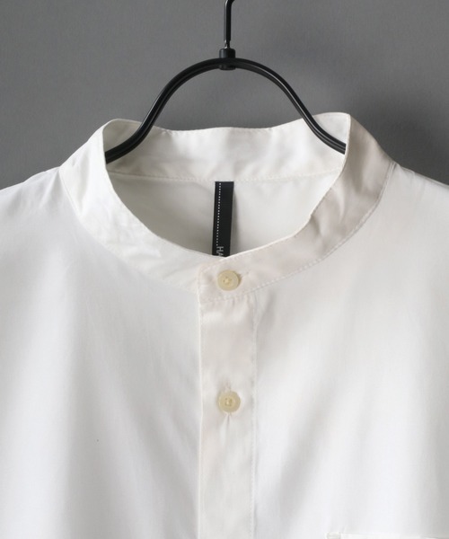 SITRY（シトリー）の「Silky Drape Band Collar long Shirt/シルキードレープ バンドカラー ロングシャツ（シャツ/ブラウス・メンズ・ホワイト/ブラック/グレイッシュベージュ/チャコールグレー/サックスブルー・M/L）」の7枚目の写真