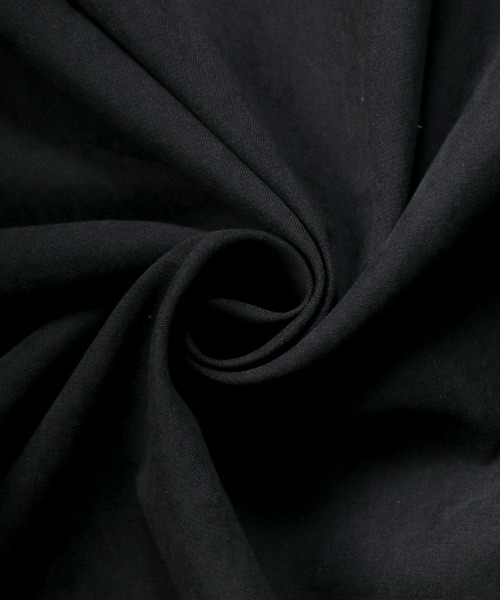 SITRY（シトリー）の「Silky Drape Band Collar long Shirt/シルキードレープ バンドカラー ロングシャツ（シャツ/ブラウス・メンズ・ホワイト/ブラック/グレイッシュベージュ/チャコールグレー/サックスブルー・M/L）」の11枚目の写真