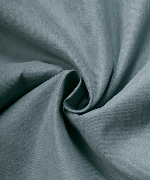 SITRY（シトリー）の「Silky Drape Band Collar long Shirt/シルキードレープ バンドカラー ロングシャツ（シャツ/ブラウス・メンズ・ホワイト/ブラック/グレイッシュベージュ/チャコールグレー/サックスブルー・M/L）」の14枚目の写真