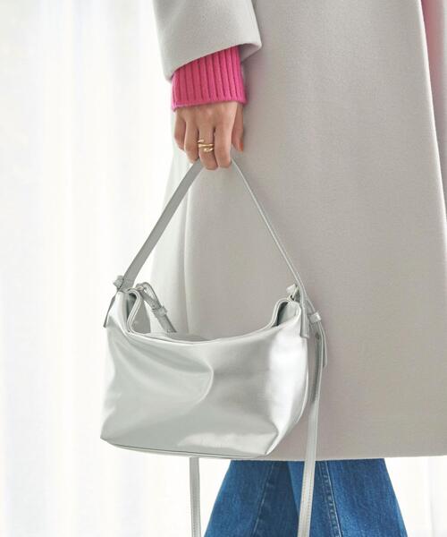 green label relaxing（グリーンレーベルリラクシング）の「EVERY DAY BOX 3WAY バッグ（ショルダーバッグ・レディース・ブラック/オフホワイト/シルバー・FREE）」の9枚目の写真