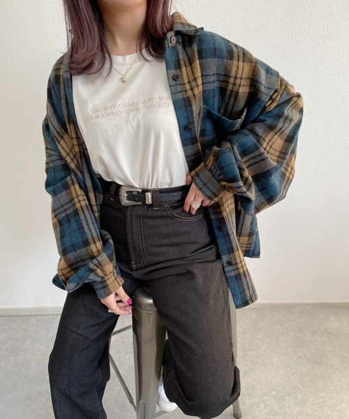 nemne store（ネンネストア）の「コスモスが揺れるアソートキモウチェックシャツ（シャツ/ブラウス・レディース・ブラウン/ネイビー/ベージュ・F）」の3枚目の写真