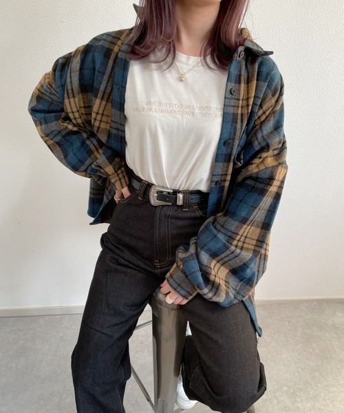 nemne store（ネンネストア）の「コスモスが揺れるアソートキモウチェックシャツ（シャツ/ブラウス・レディース・ブラウン/ネイビー/ベージュ・F）」の14枚目の写真