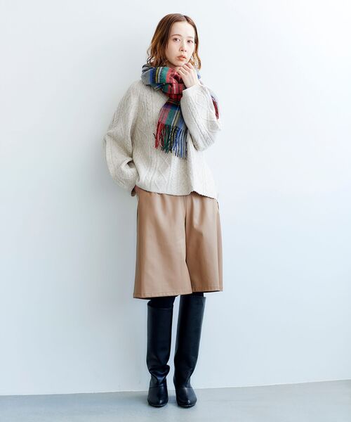 le.coeur blanc(ルクールブラン)の「フェイクレザーハーフパンツ(その他パンツ・レディース・キャメル/ダークブラウン・38)」の2枚目の写真
