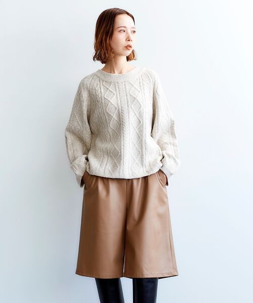 le.coeur blanc(ルクールブラン)の「フェイクレザーハーフパンツ(その他パンツ・レディース・キャメル/ダークブラウン・38)」の10枚目の写真