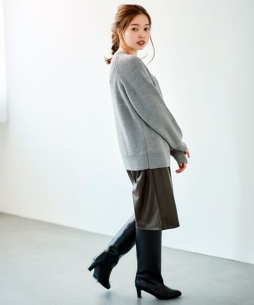 le.coeur blanc(ルクールブラン)の「フェイクレザーハーフパンツ(その他パンツ・レディース・キャメル/ダークブラウン・38)」の16枚目の写真