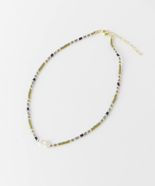 URBAN RESEARCH（アーバンリサーチ）の「マルチビーズ×淡水パールネックレス（ネックレス・レディース・ブラック/グリーン・-）」の6枚目の写真