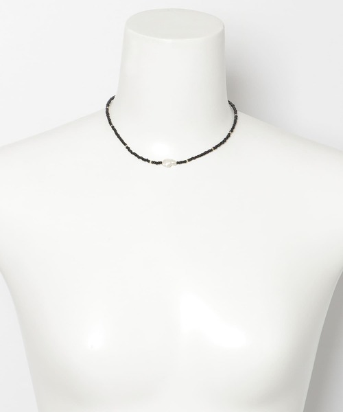URBAN RESEARCH（アーバンリサーチ）の「マルチビーズ×淡水パールネックレス（ネックレス・レディース・ブラック/グリーン・-）」の8枚目の写真