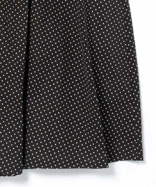 BEAMS BOY（ビームスボーイ）の「BEAMS BOY / ドット サイドボタン ギャザースカート（スカート・レディース・ブラック/ネイビー・ONE SIZE）」の4枚目の写真