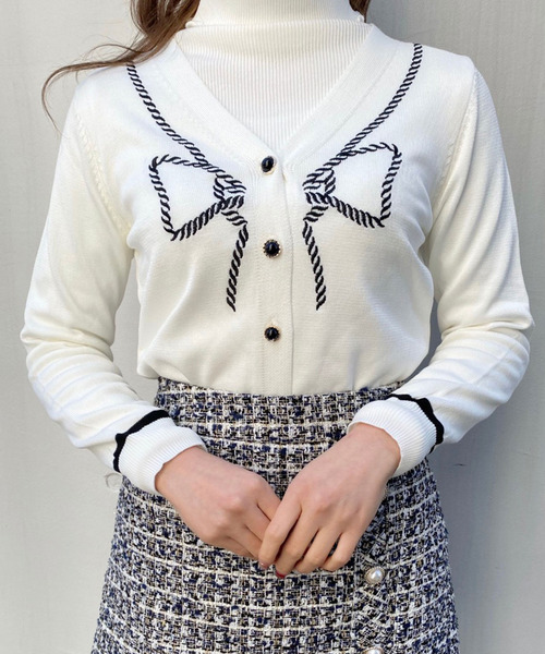 titty＆Co. PETIT（ティティアンドコープティ）の「【titty&Co.PETIT】リボン柄ニットカーデトップス（カーディガン/ボレロ・レディース・ブラック/ホワイト・FREE）」の6枚目の写真