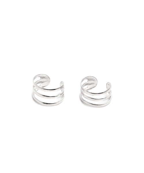 YArKA(ヤーカ)の「【YArKA/ヤーカ】silver925 3line ear cuff 2/シンプルイヤーカフ シルバー925(イヤーカフ・レディース・シルバー・FREE)」の7枚目の写真