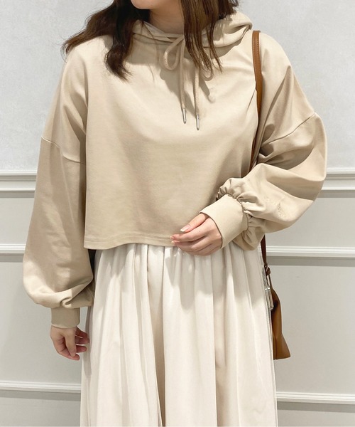 apres jour(アプレジュール)の「ポンチショート丈パーカー【ZOZOTOWN限定アイテム】(パーカー・レディース・ライトベージュ/アイボリー/ライトブルー/ピンク・フリー/X-LARGE)」の3枚目の写真