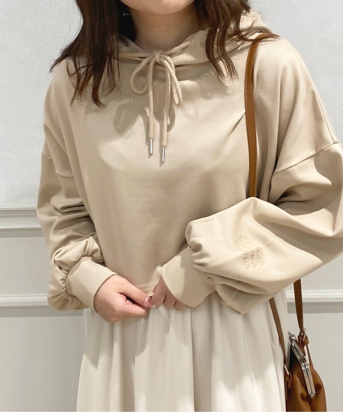 apres jour(アプレジュール)の「ポンチショート丈パーカー【ZOZOTOWN限定アイテム】(パーカー・レディース・ライトベージュ/アイボリー/ライトブルー/ピンク・フリー/X-LARGE)」の14枚目の写真