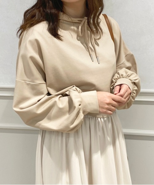 apres jour(アプレジュール)の「ポンチショート丈パーカー【ZOZOTOWN限定アイテム】(パーカー・レディース・ライトベージュ/アイボリー/ライトブルー/ピンク・フリー/X-LARGE)」の16枚目の写真