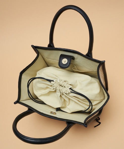 LANVIN en Bleu（ランバンオンブルー）の「ロゴ刺しゅうサマーバッグ（かごバッグ・レディース・ブラック/ベージュ・FREE）」の4枚目の写真