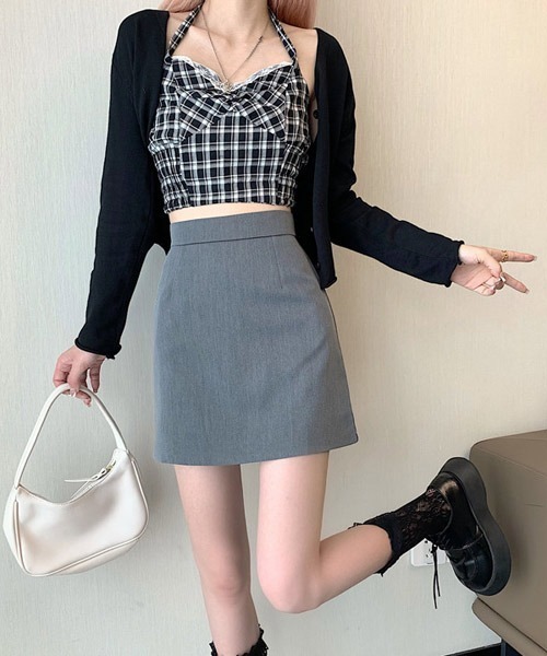 urge:(アージコロン )の「【URGE:】台形 タック ミニスカート(スカート・レディース・ブラック/グレー/チェック・MEDIUM/X-LARGE/SMALL/LARGE)」の4枚目の写真