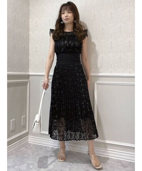 dazzlin（ダズリン）の「フリルリブマークプリーツワンピース（ワンピース・レディース・ブラック/オフホワイト・FREE）」の8枚目の写真