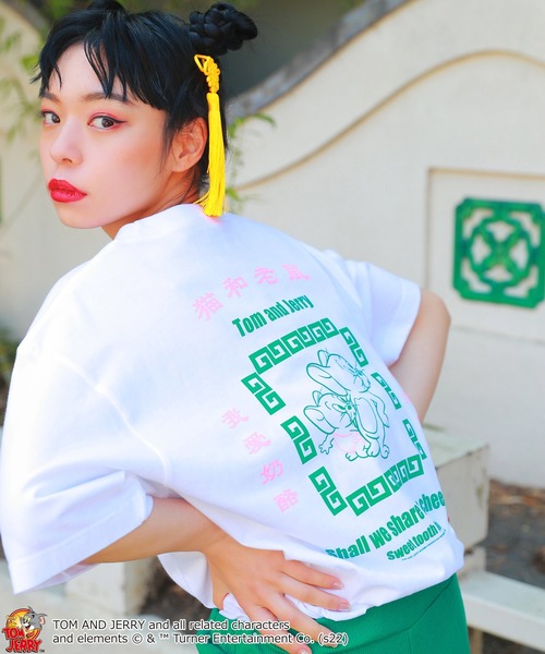 4GEEKS BY SPIRALGIRL（フォーギークスバイスパイラルガール）の「【TOM and JERRY / トムとジェリー】チャイナ風アートTシャツ（Tシャツ/カットソー・レディース・オフホワイト/イエロー・FREE）」の12枚目の写真