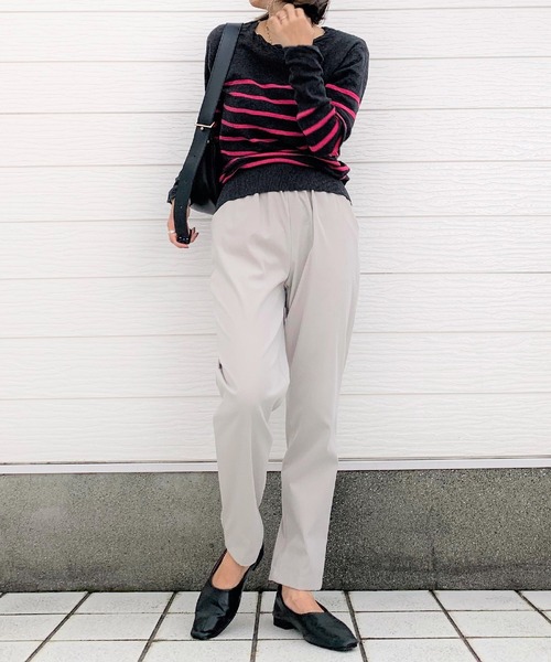 Q（キュー）の「コットンツイルイージーパンツ（その他パンツ・レディース・ブラック/オリーブ/アイボリー・MEDIUM）」の15枚目の写真