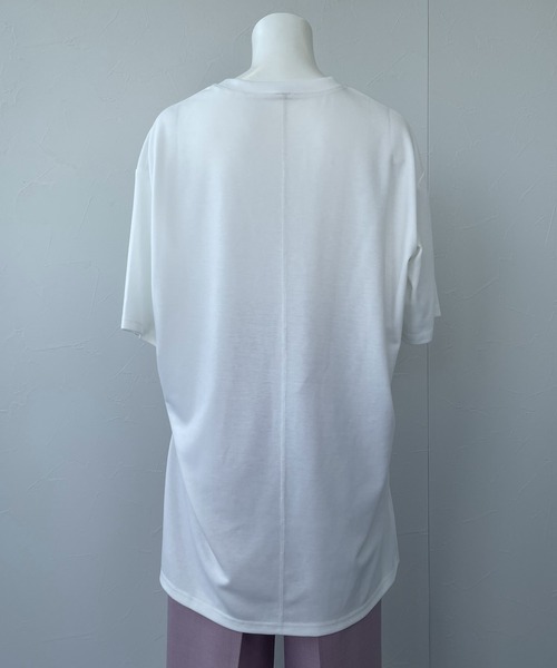 ReNorm（リノーム）の「ラウンドヘムルーズシルエットTシャツ（Tシャツ/カットソー・レディース・ホワイト/ブラック/ピンク/グレイッシュベージュ・フリー）」の14枚目の写真