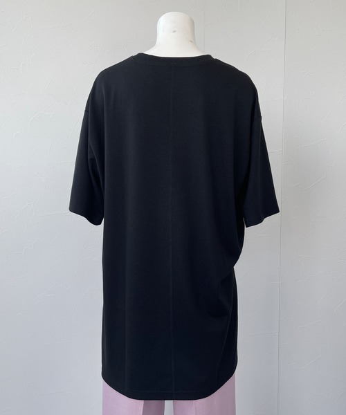 ReNorm（リノーム）の「ラウンドヘムルーズシルエットTシャツ（Tシャツ/カットソー・レディース・ホワイト/ブラック/ピンク/グレイッシュベージュ・フリー）」の11枚目の写真