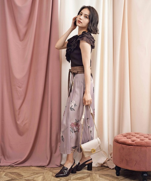 Noela - [2018SS]Noela オリジナルフラワーガーデン柄ブラウス ネイビー 2018SS]Noela オリジナルフラワーガーデン柄ブラウス ネイビー