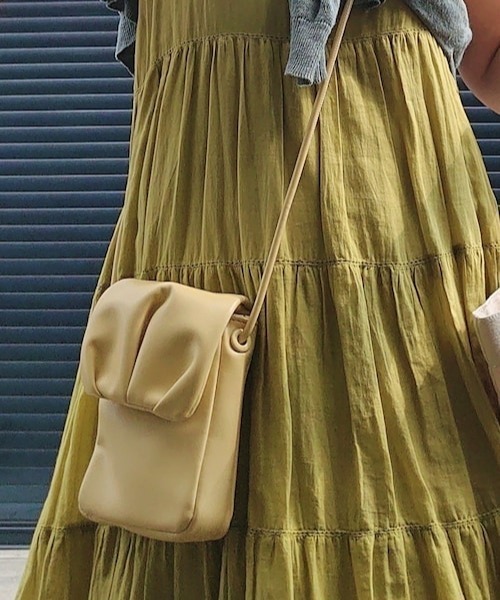 L.H.P（エルエイチピー）の「courage/クラージュ/ミニショルダーバッグ（ショルダーバッグ・レディース・ブラック/グレー/イエロー/ミント・F）」の4枚目の写真