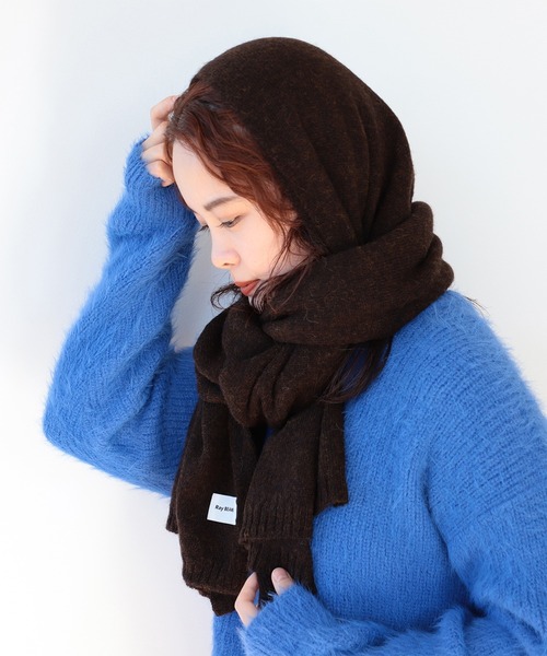 Ray BEAMS(レイビームス)の「Ray BEAMS / アルパカ ニット ストール(ストール/ショール・レディース・ブラウン/オフホワイト・ONE SIZE)」の4枚目の写真