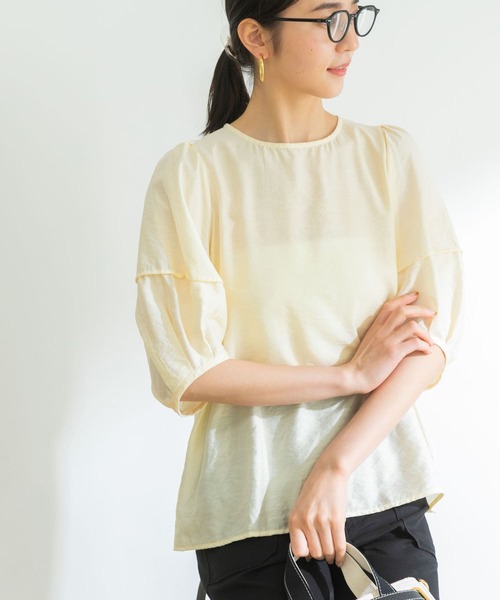 ランタンスリーブブラウス