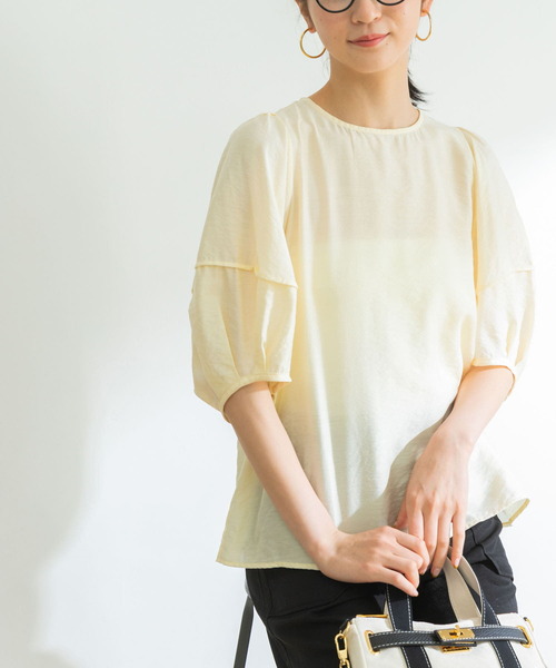 ランタンスリーブブラウス