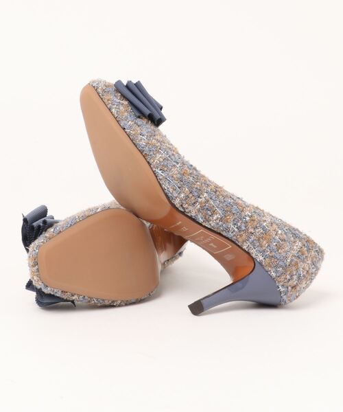 LANVIN en Bleu（ランバンオンブルー）の「リボンモチーフスクエアトゥパンプス（パンプス・レディース・ブルー/ブラック系その他/ブラック・24.0cm/23.0cm/23.5cm/22.5cm/24.5cm/22.0cm）」の5枚目の写真