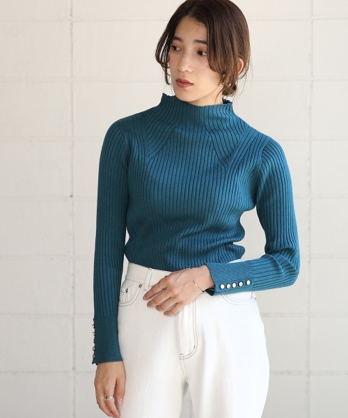 Bou Jeloud(ブージュルード)の「ヒートハイネック袖釦トップス(ニット/セーター・レディース・ブラック/マスタード/モカ/ブルーグリーン/A/オフホワイト/ブルー/レッド/ピンクベージュ・FREE)」の6枚目の写真