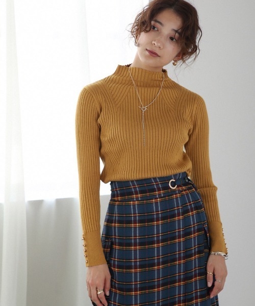 Bou Jeloud(ブージュルード)の「ヒートハイネック袖釦トップス(ニット/セーター・レディース・ブラック/マスタード/モカ/ブルーグリーン/A/オフホワイト/ブルー/レッド/ピンクベージュ・FREE)」の12枚目の写真