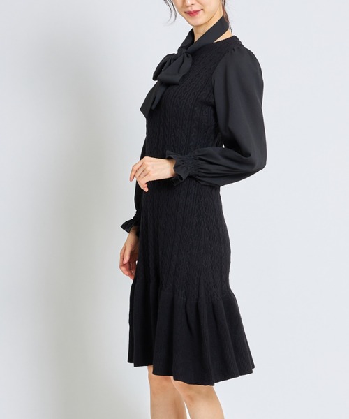 tocco closet(トッコ クローゼット)の「取り外し可能なボウタイリボン付きケーブル編み切り替えニットワンピース(ワンピース・レディース・ブラック/ボルドー/ピンクベージュ・M)」の8枚目の写真