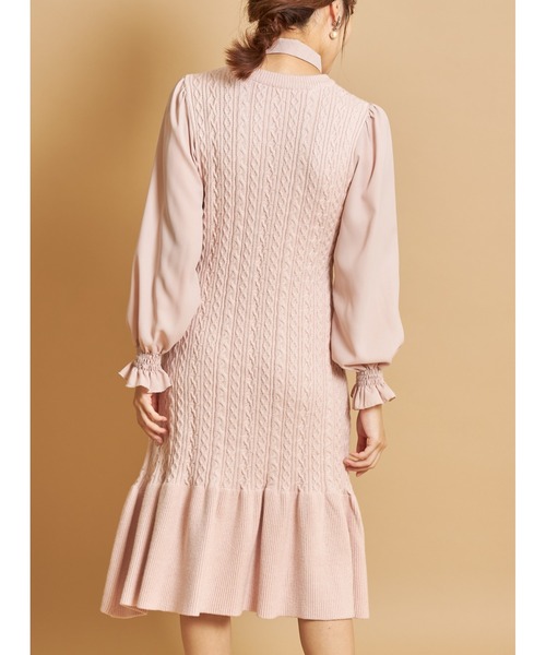 tocco closet(トッコ クローゼット)の「取り外し可能なボウタイリボン付きケーブル編み切り替えニットワンピース(ワンピース・レディース・ブラック/ボルドー/ピンクベージュ・M)」の22枚目の写真