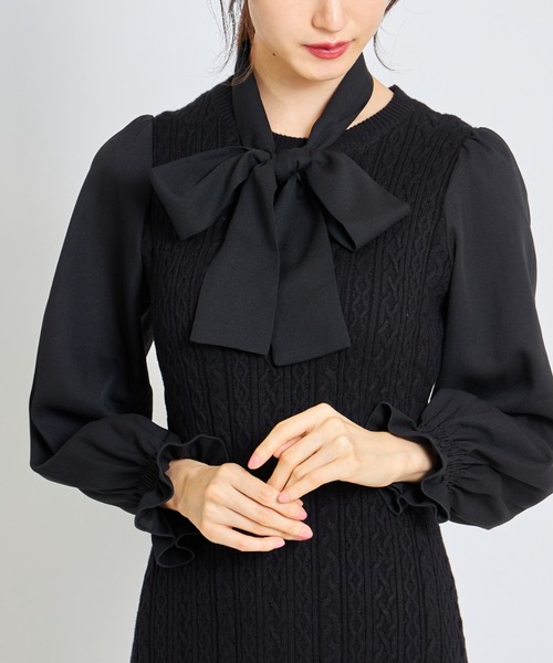 tocco closet(トッコ クローゼット)の「取り外し可能なボウタイリボン付きケーブル編み切り替えニットワンピース(ワンピース・レディース・ブラック/ボルドー/ピンクベージュ・M)」の6枚目の写真