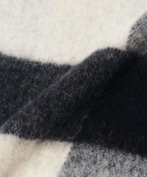 BEAUTY&YOUTH UNITED ARROWS（ビューティーアンドユースユナイテッドアローズ）の「チェック ビッグフリンジ マフラー（ストール/ショール・レディース・ネイビー/コバルトブルー・FREE）」の22枚目の写真