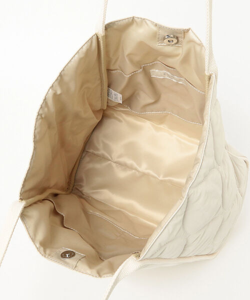 B:MING by BEAMS（ビーミングバイビームス）の「B:MING by BEAMS / キルティング トートバッグ（トートバッグ・レディース・ブラック/オフホワイト/グリーン系その他・ONE SIZE）」の9枚目の写真