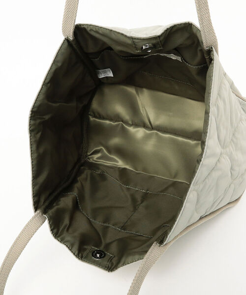 B:MING by BEAMS（ビーミングバイビームス）の「B:MING by BEAMS / キルティング トートバッグ（トートバッグ・レディース・ブラック/オフホワイト/グリーン系その他・ONE SIZE）」の13枚目の写真