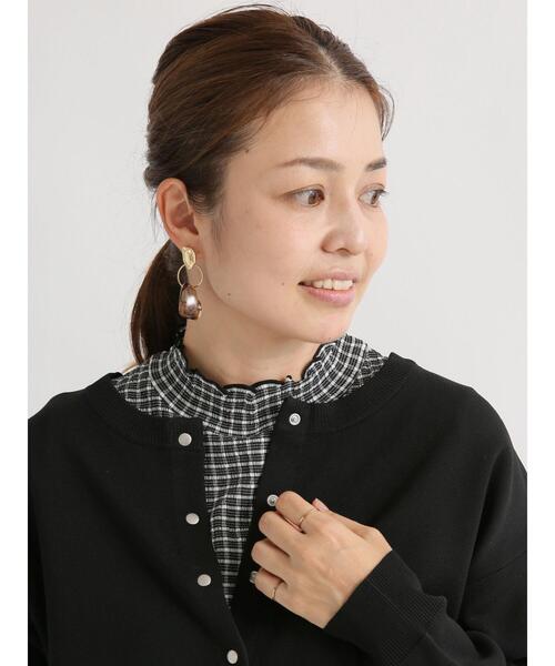 Te chichi TERRASSE(テチチテラス)の「シャーリングチェックハイネックトップス(ニット/セーター・レディース・オフホワイト/ブラック・フリ-)」の3枚目の写真