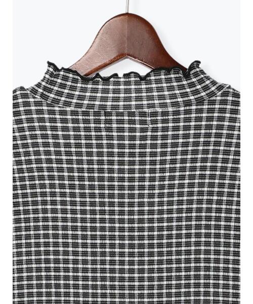 Te chichi TERRASSE(テチチテラス)の「シャーリングチェックハイネックトップス(ニット/セーター・レディース・オフホワイト/ブラック・フリ-)」の14枚目の写真