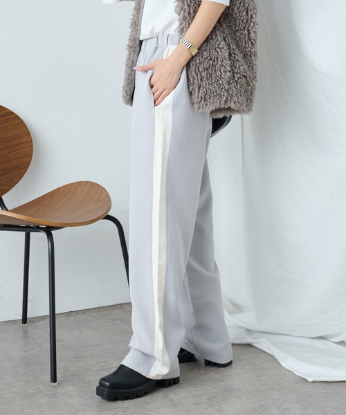 COLONY 2139（コロニートゥーワンスリーナイン）の「サイドラインストレッチパンツ（その他パンツ・レディース・ブラック/ネイビー/グレー・FREE）」の9枚目の写真