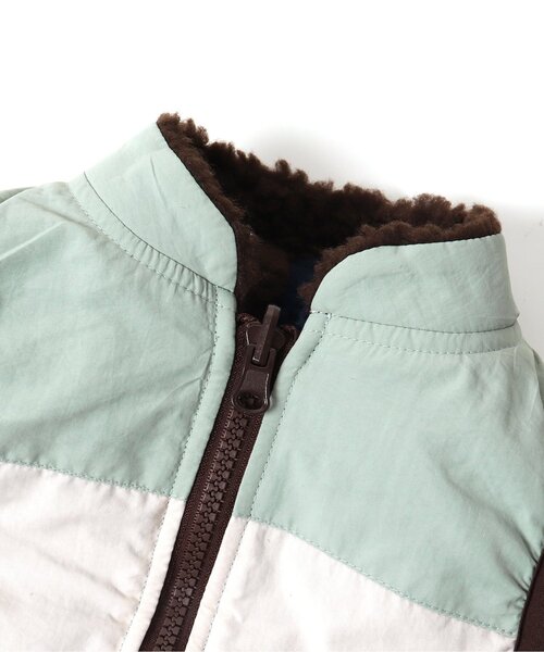 apres les cours（アプレレクール）の「ボアリバーシブルベスト（ベスト・キッズ・ネイビー/アイボリー・90/110/130）」の4枚目の写真