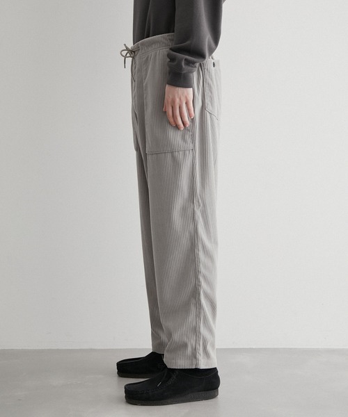 JUNRED(ジュンレッド)の「コーデュロイベイカーイージーパンツ(その他パンツ・メンズ・グレー/オフホワイト/ダークグリーン・M/LL/L)」の17枚目の写真