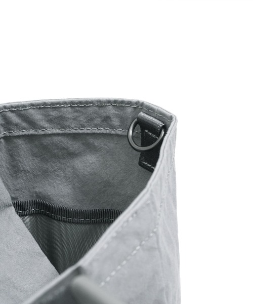 STANDARD SUPPLY（スタンダードサプライ）の「【ECモール限定】スタンダードサプライ / SHRINK NYLON シュリンクナイロン / B TOTE S ビートートエス（トートバッグ・レディース・ブラック/ホワイト/グレー・FREE）」の18枚目の写真