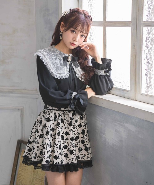 ROJITA(ロジータ)の「花柄フロッキープリントBIGリボンスカート(スカート・レディース・マルチ/アイボリー/ブラック・FREE)」の10枚目の写真