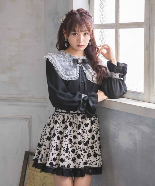 ROJITA(ロジータ)の「花柄フロッキープリントBIGリボンスカート(スカート・レディース・マルチ/アイボリー/ブラック・FREE)」の13枚目の写真