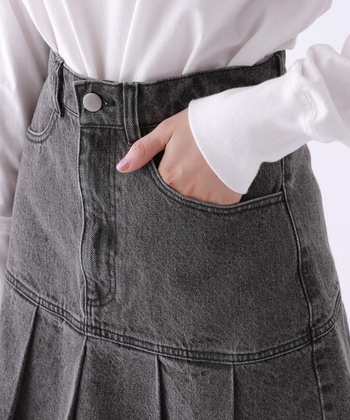 repipi armario(レピピ アルマリオ)の「デニムスソプリーツスカート(デニムスカート・キッズ・ブルー系その他/グレー・SMALL/MEDIUM/LARGE)」の11枚目の写真